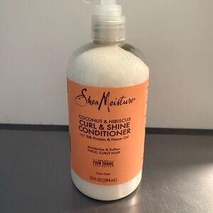 Shea Moisture Coconut & Hibiscus Curl & Shine Conditioner - Cream and Orange